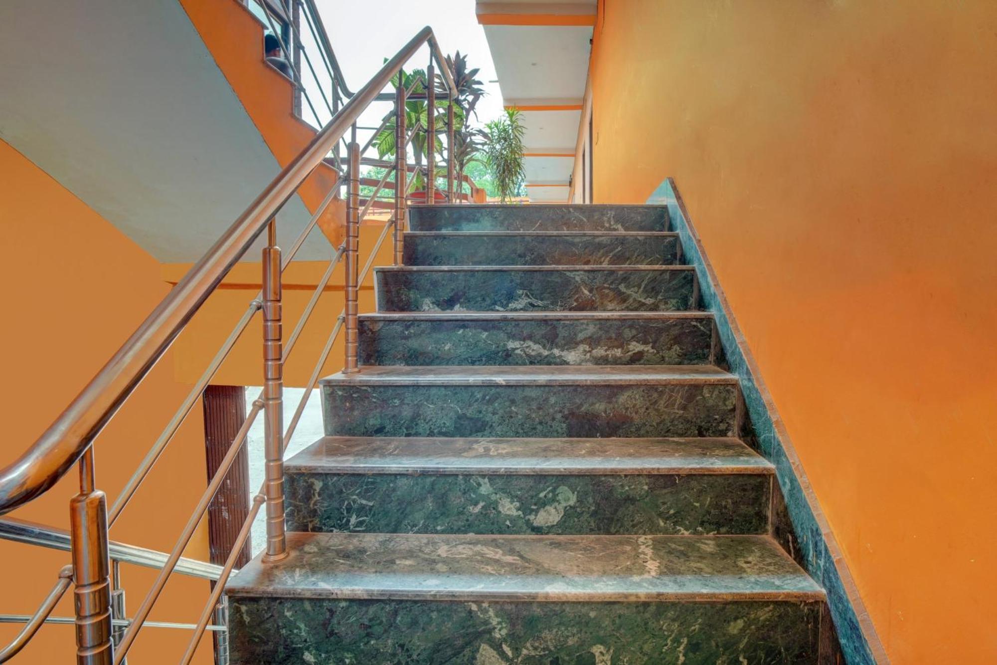 Oyo Flagship 81389 Hotel Siddhi Vinayak Motihari Ngoại thất bức ảnh